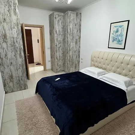 Apartment 13 Bs Skanderbeg Square