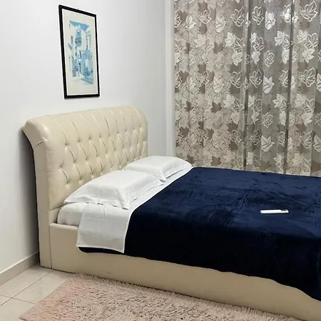 13 Bs Skanderbeg Square